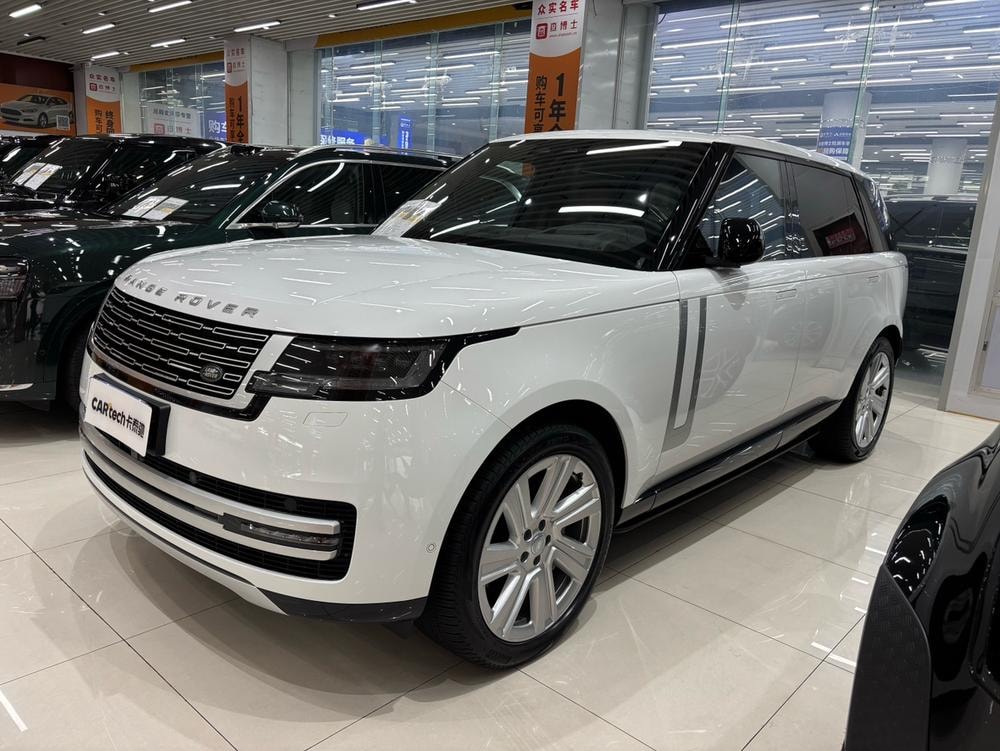 Land Rover Range Rover 2024 — фото автомобиля