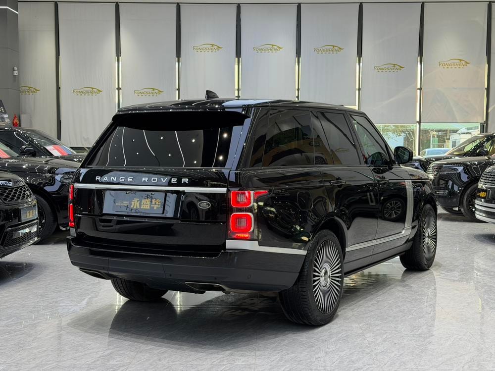 Land Rover Range Rover 2020 — фото автомобиля 1