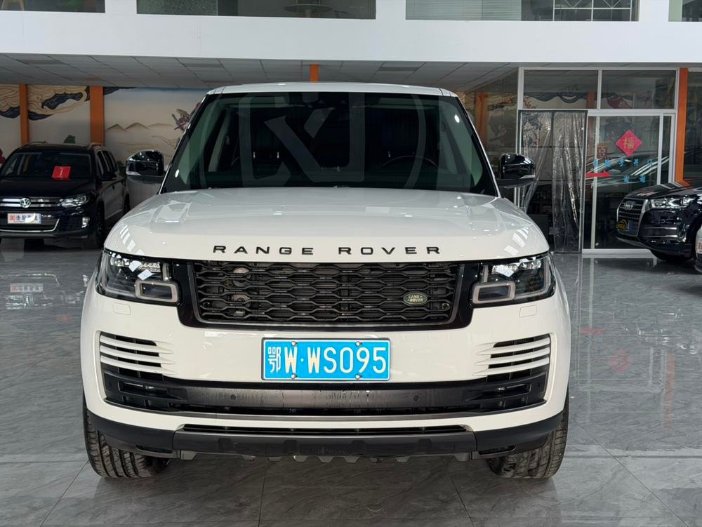 Land Rover Range Rover 2020 — фото автомобиля 1