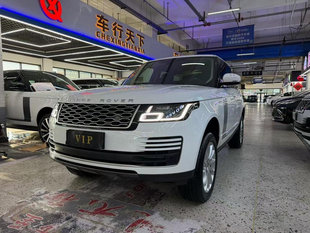 Land Rover Range Rover 2018 — фото автомобиля 1