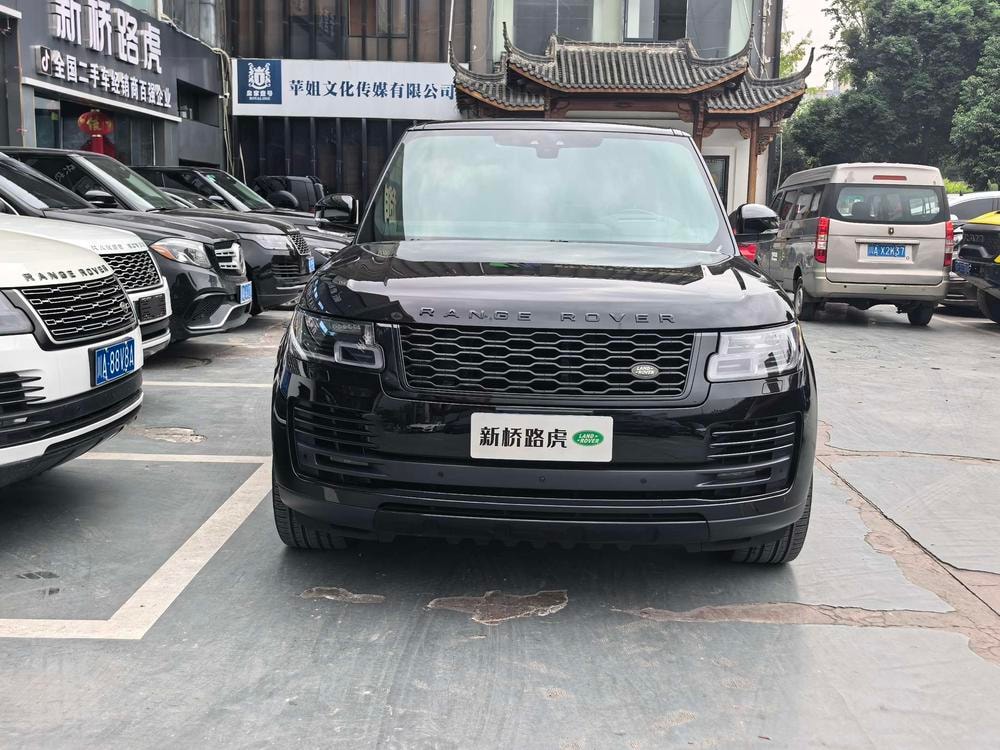 Land Rover Range Rover 2020 — фото автомобиля