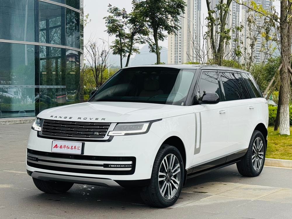 Land Rover Range Rover 2023 — фото автомобиля