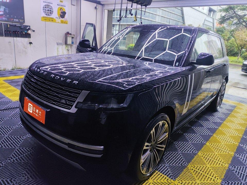 Land Rover Range Rover 2026 — фото автомобиля 1
