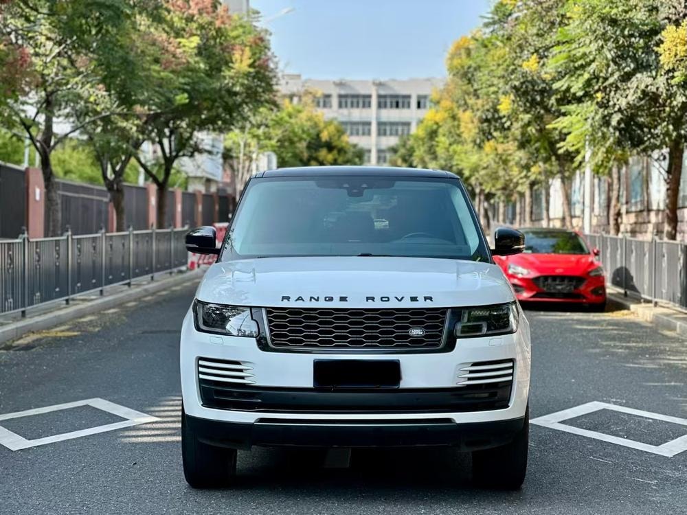 Land Rover Range Rover 2020 — фото автомобиля 1