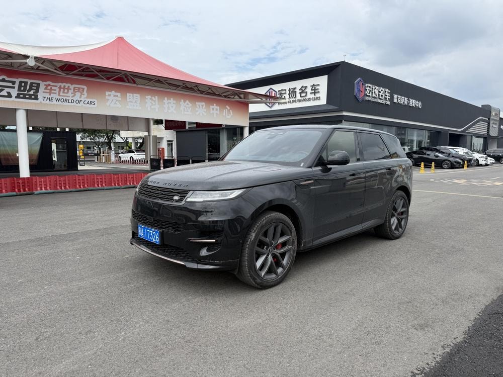Land Rover Range Rover Sport 2025 — фото автомобиля