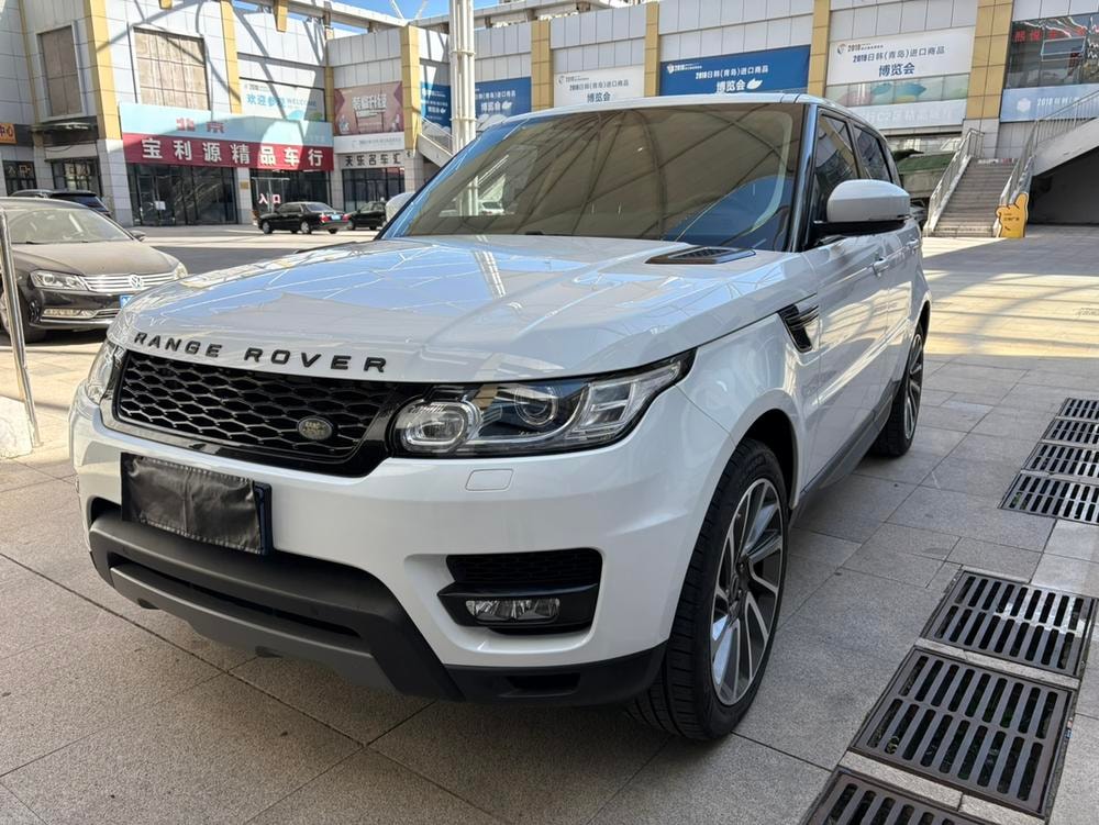 Land Rover Range Rover Sport 2017 — фото автомобиля