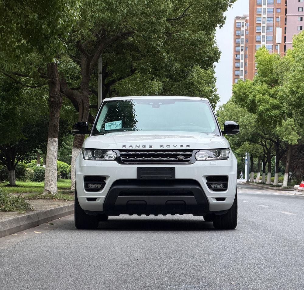 Land Rover Range Rover Sport 2017 — фото автомобиля