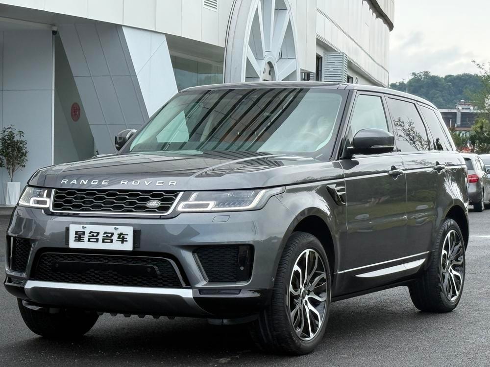 Land Rover Range Rover Sport 2018 — фото автомобиля