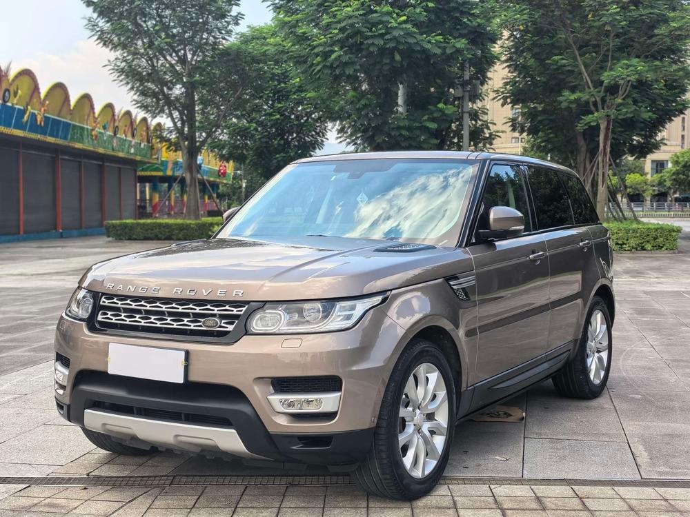 Land Rover Range Rover Sport 2015 — фото автомобиля