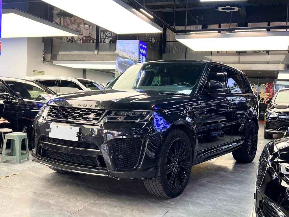 Land Rover Range Rover Sport 2017 — фото автомобиля 1