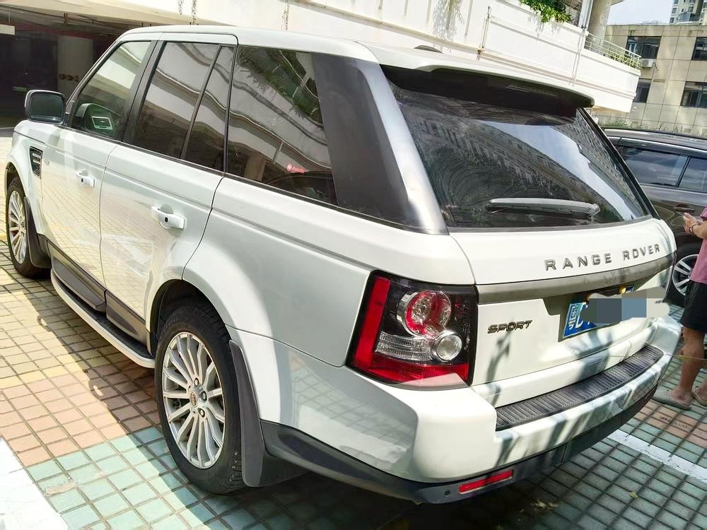 Land Rover Range Rover Sport 2012 — фото автомобиля 1