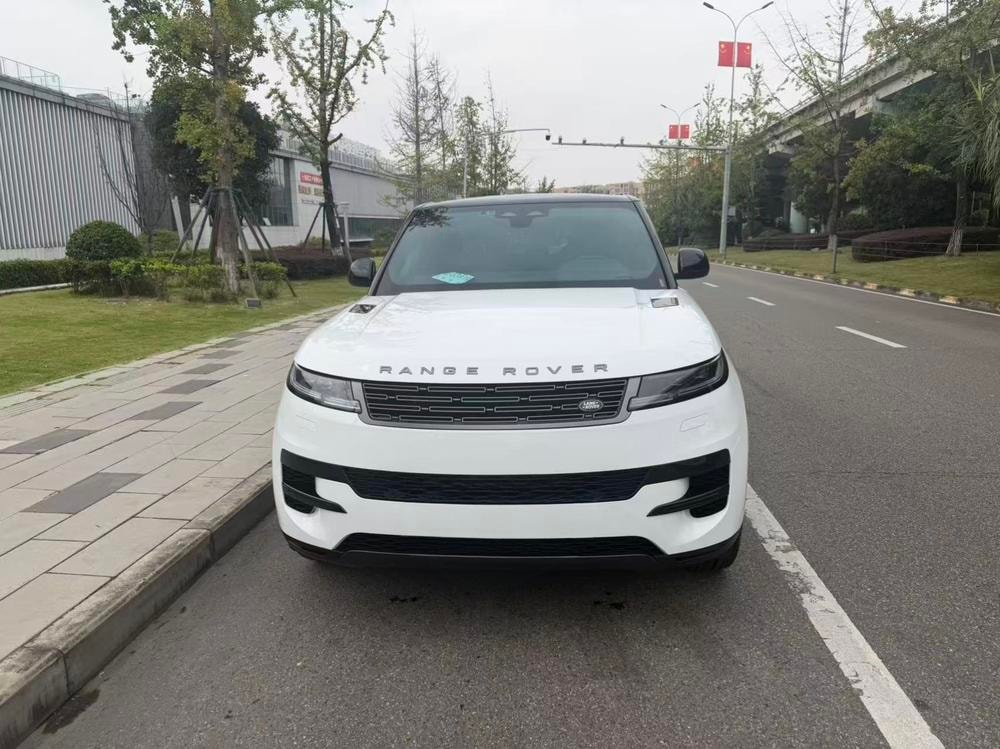 Land Rover Range Rover Sport 2023 — фото автомобиля