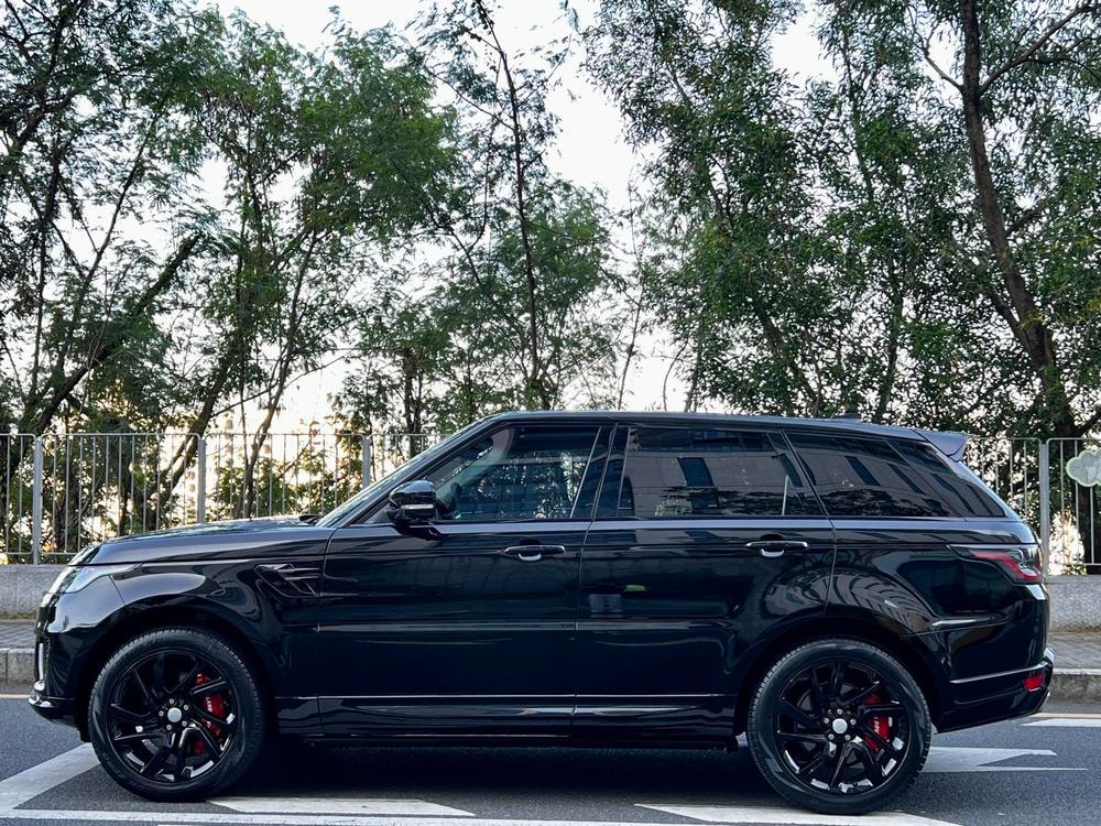 Land Rover Range Rover Sport 2018 — фото автомобиля