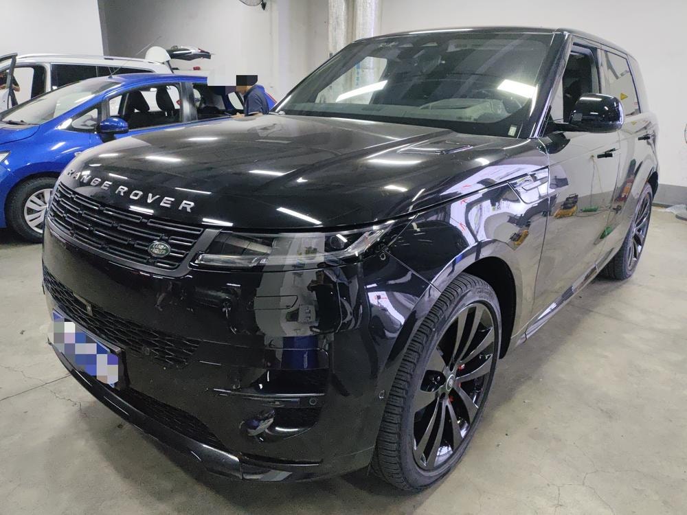 Land Rover Range Rover Sport 2023 — фото автомобиля 1