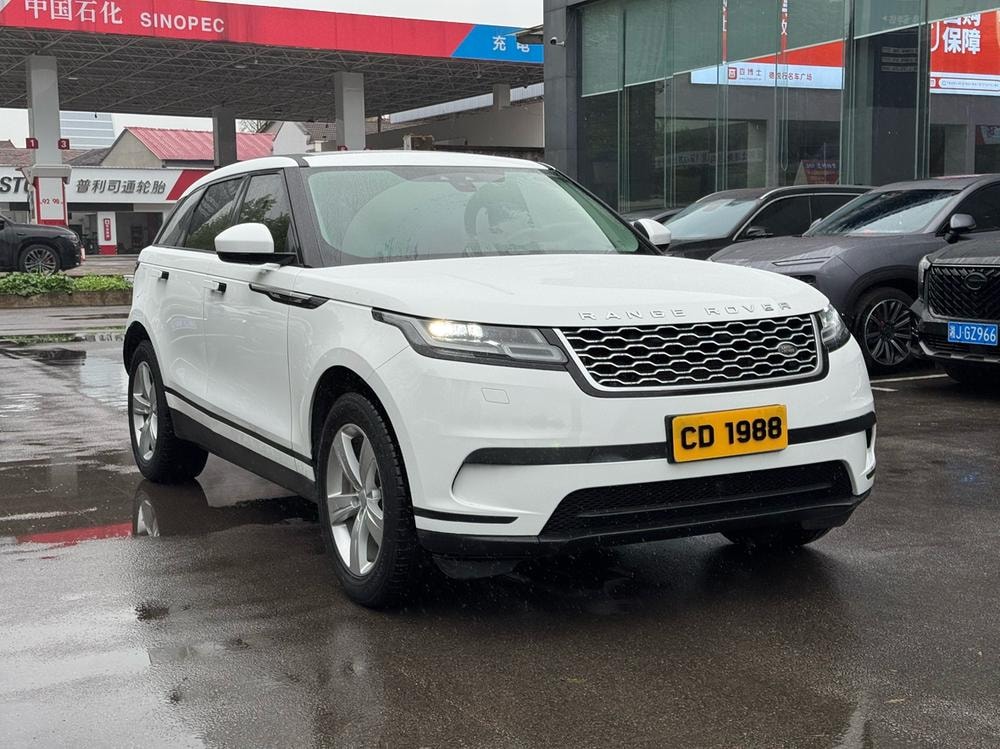 Land Rover Range Rover Velar 2018 — фото автомобиля