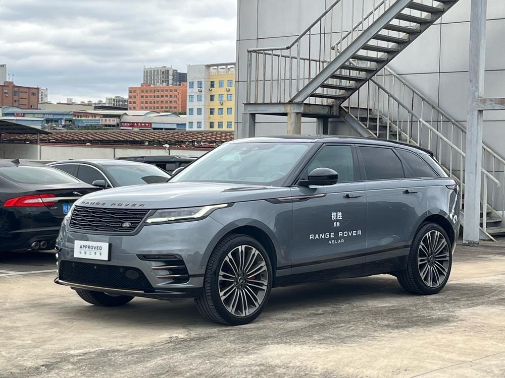 Land Rover Range Rover Velar 2024 — фото автомобиля