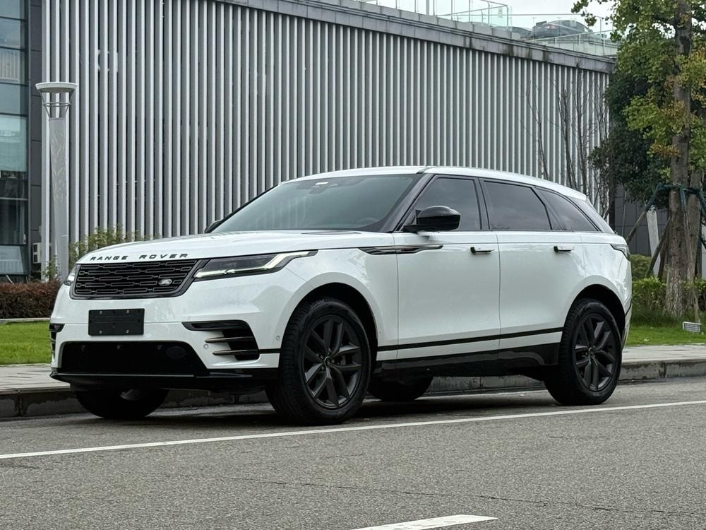 Land Rover Range Rover Velar 2024 — фото автомобиля