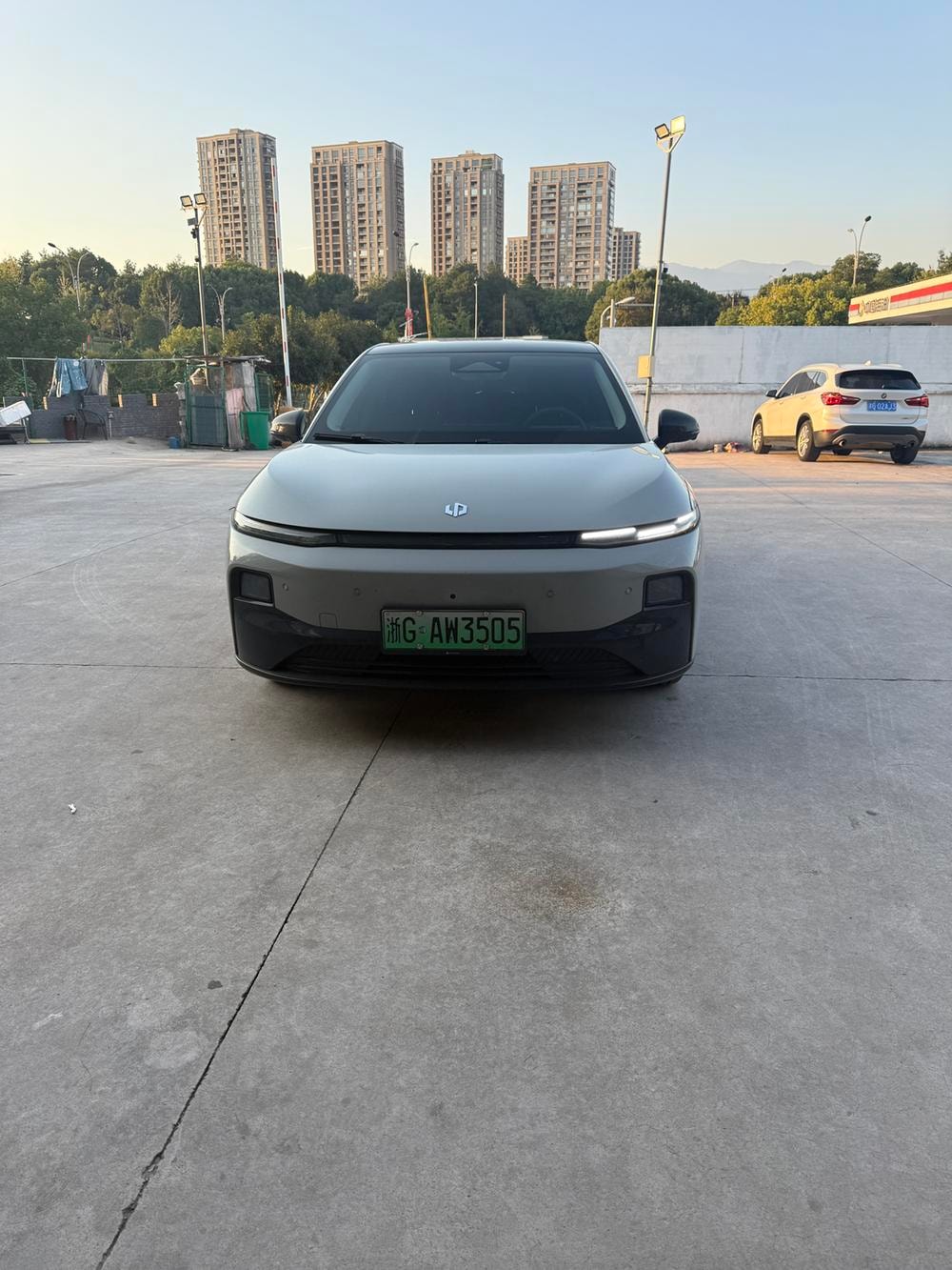 Leapmotor B01 2025 — фото автомобиля 1