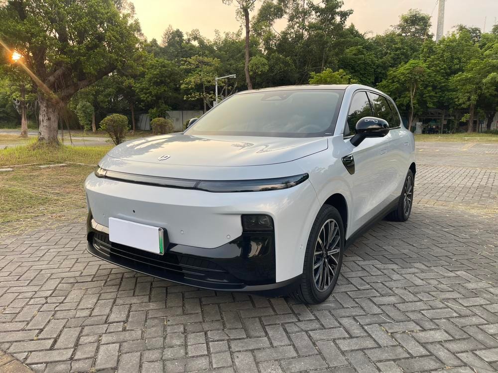 Leapmotor B10 2025 — фото автомобиля 1