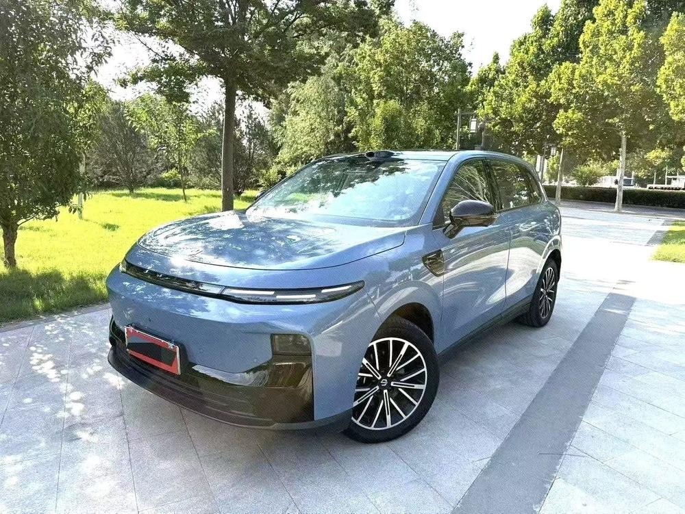 Leapmotor B10 2025 — фото автомобиля