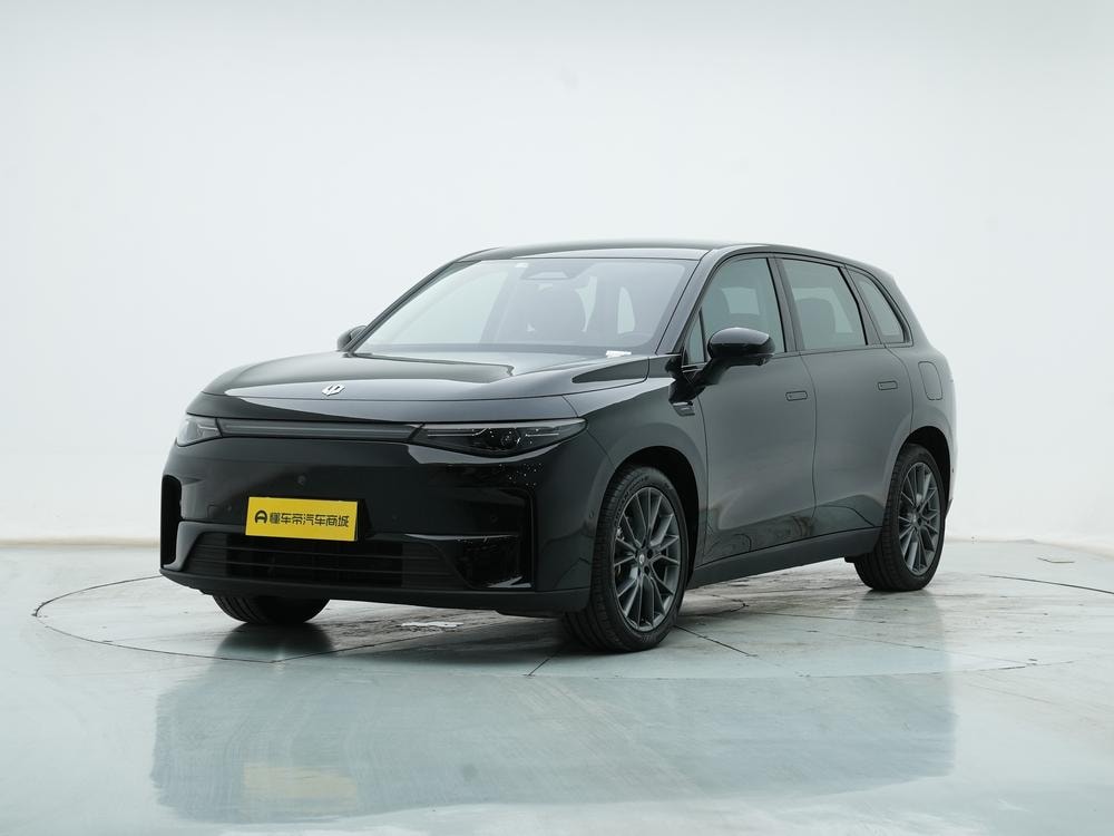 Leapmotor C10 2024 — фото автомобиля 1