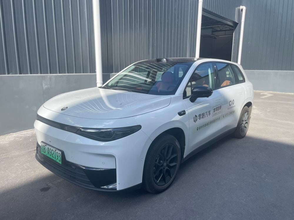 Leapmotor C10 2024 — фото автомобиля 1