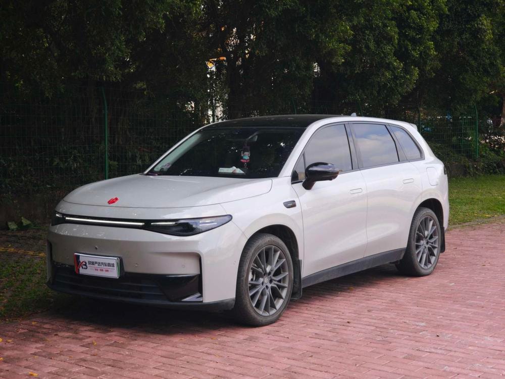 Leapmotor C10 2024 — фото автомобиля 1