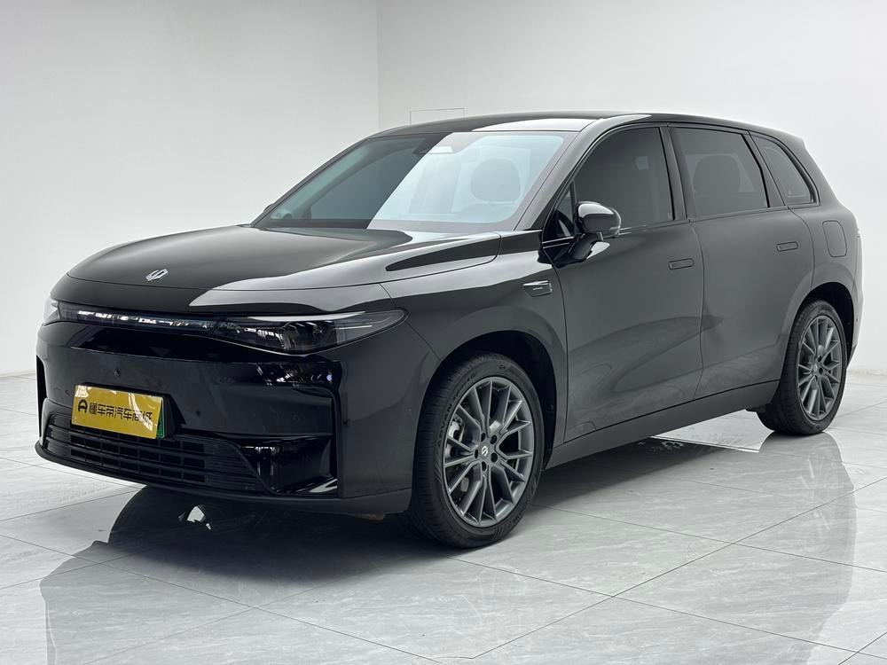 Leapmotor C10 2024 — фото автомобиля 1