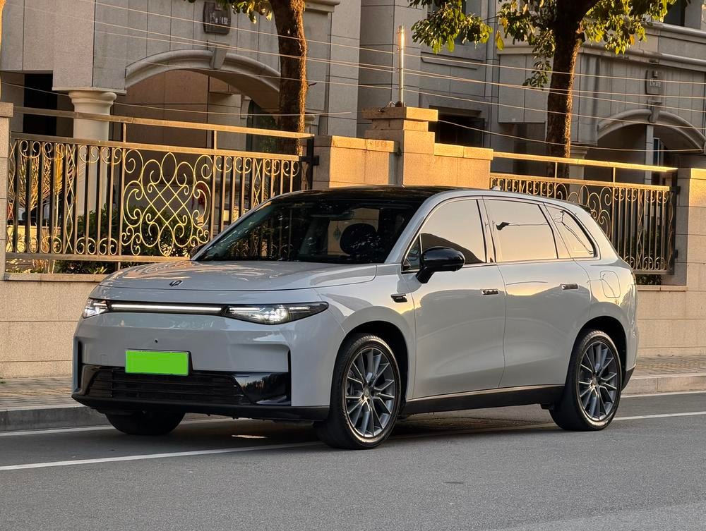 Leapmotor C10 2024 — фото автомобиля
