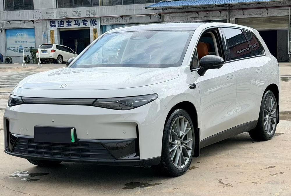 Leapmotor C10 2024 — фото автомобиля