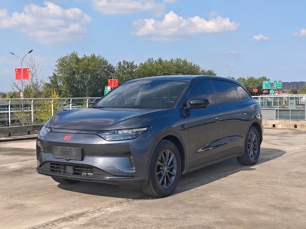 Leapmotor C11 2023 — фото автомобиля 1