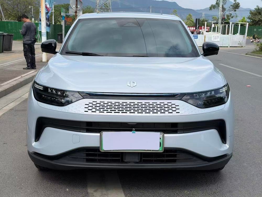 Leapmotor C11 2023 — фото автомобиля