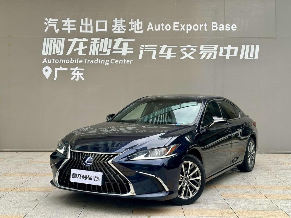 Lexus ES 2021 — фото автомобиля
