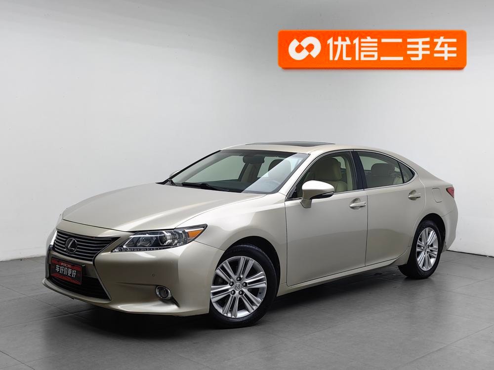 Lexus ES 2013 — фото автомобиля