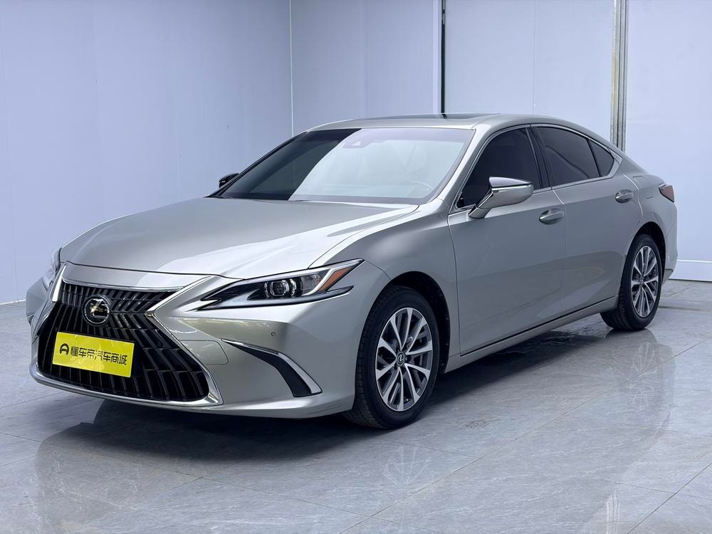 Lexus ES 2022 — фото автомобиля