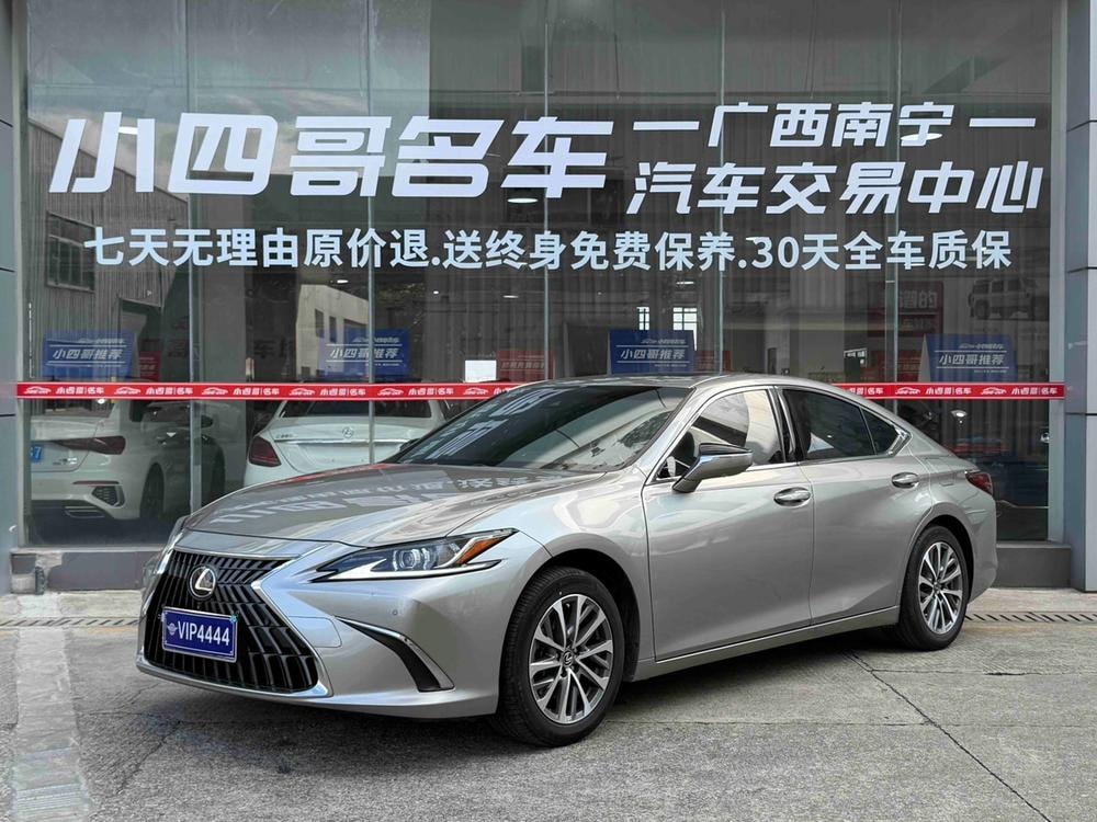 Lexus ES 2021 — фото автомобиля