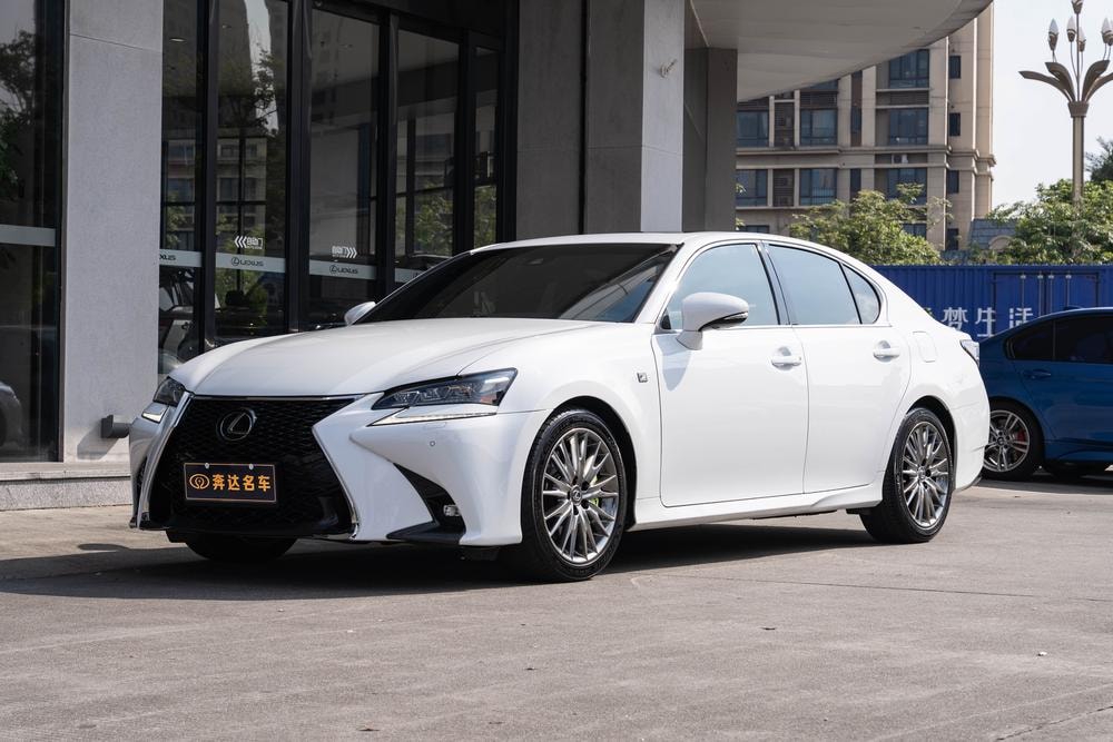 Lexus GS 2017 — фото автомобиля