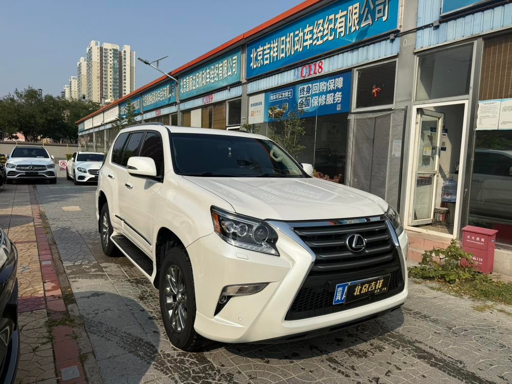 Lexus GX 2019 — фото автомобиля