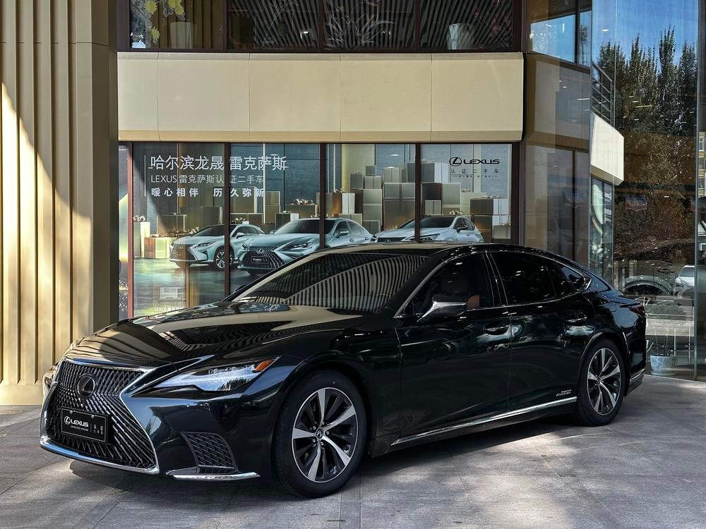 Lexus LS 2021 — фото автомобиля