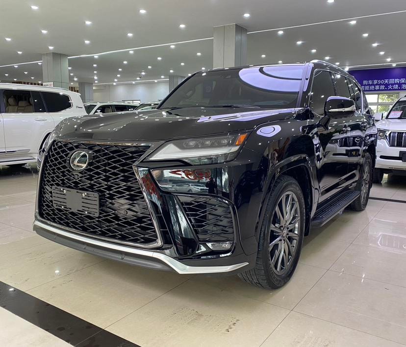 Lexus LX 2023 — фото автомобиля