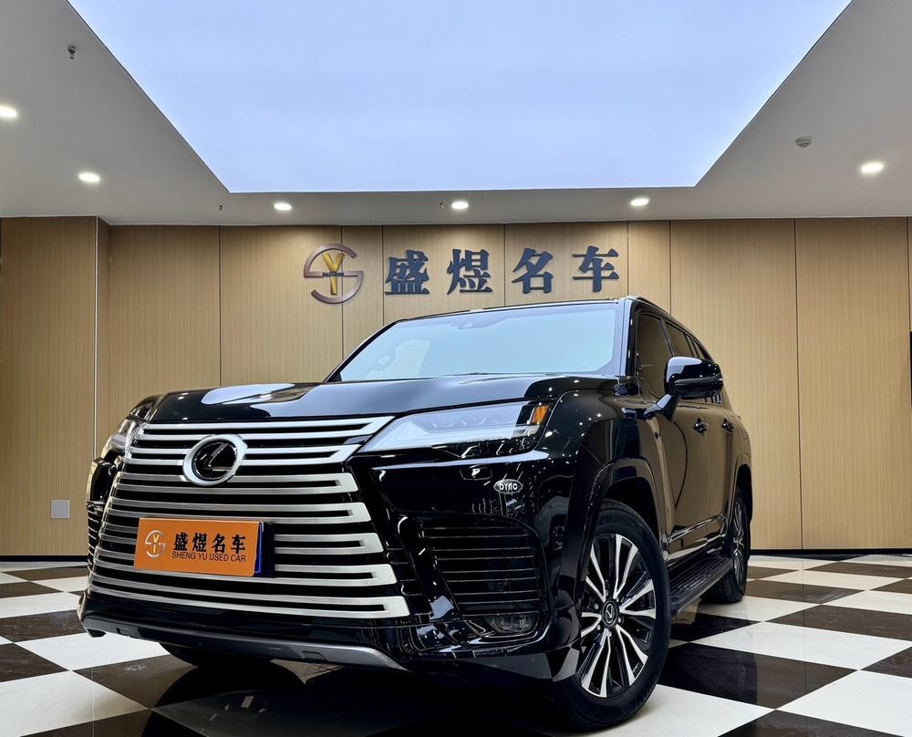 Lexus LX 2023 — фото автомобиля