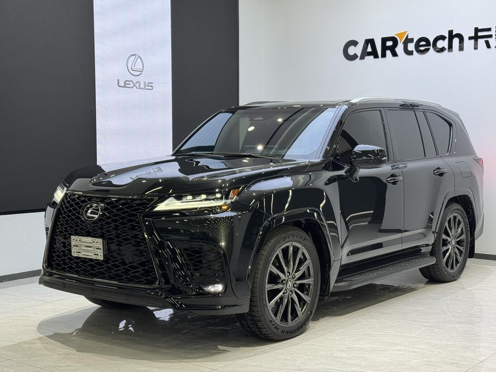 Lexus LX 2026 — фото автомобиля 1