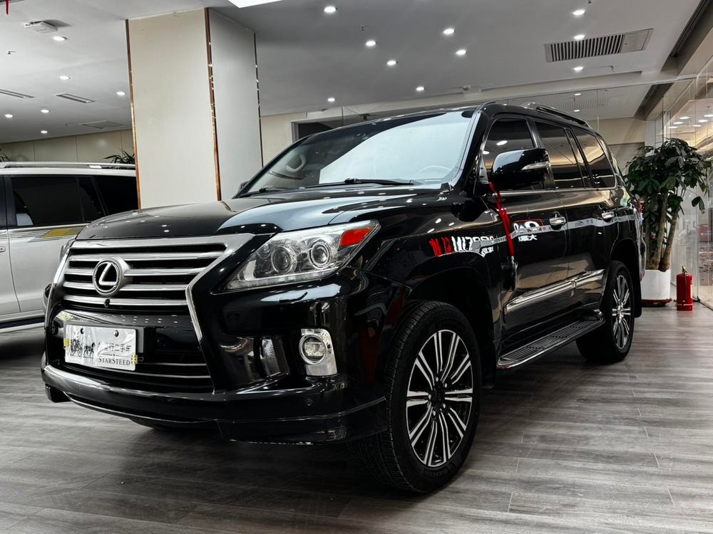 Lexus LX 2013 — фото автомобиля