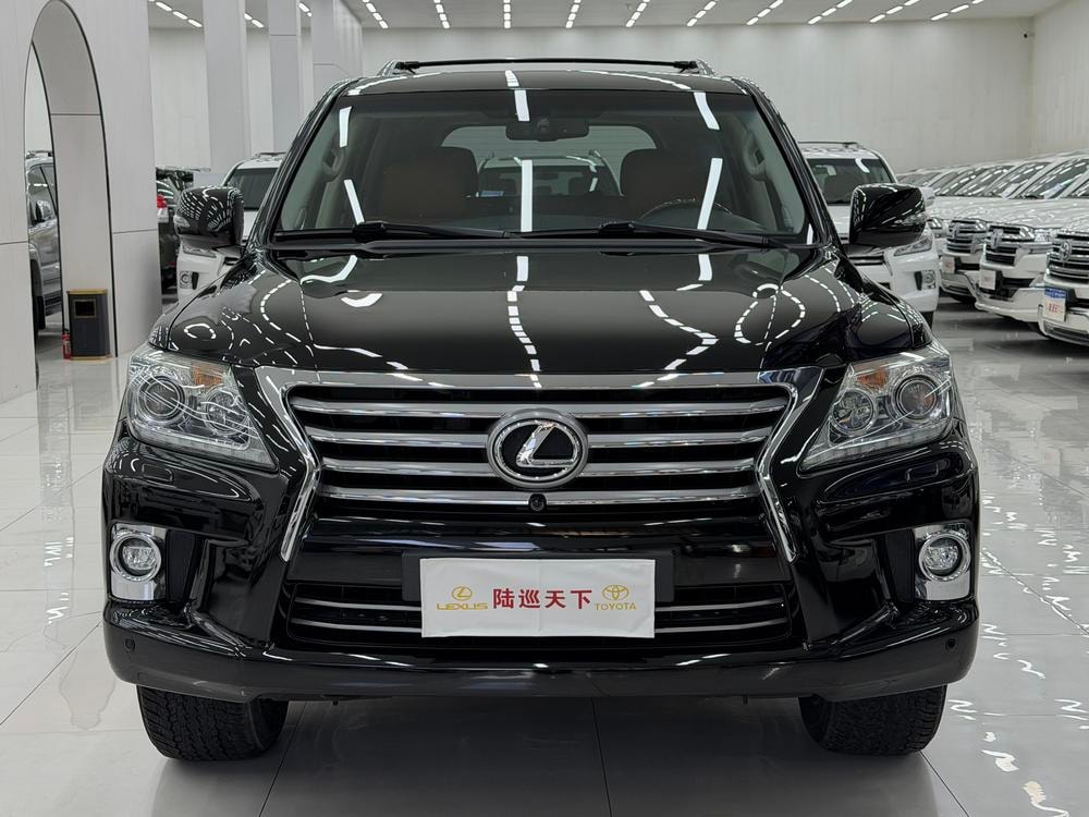 Lexus LX 2013 — фото автомобиля