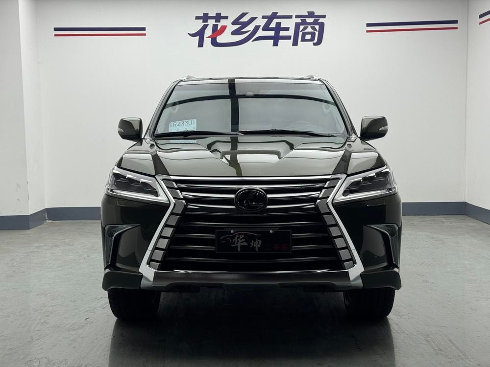 Lexus LX 2021 — фото автомобиля 1