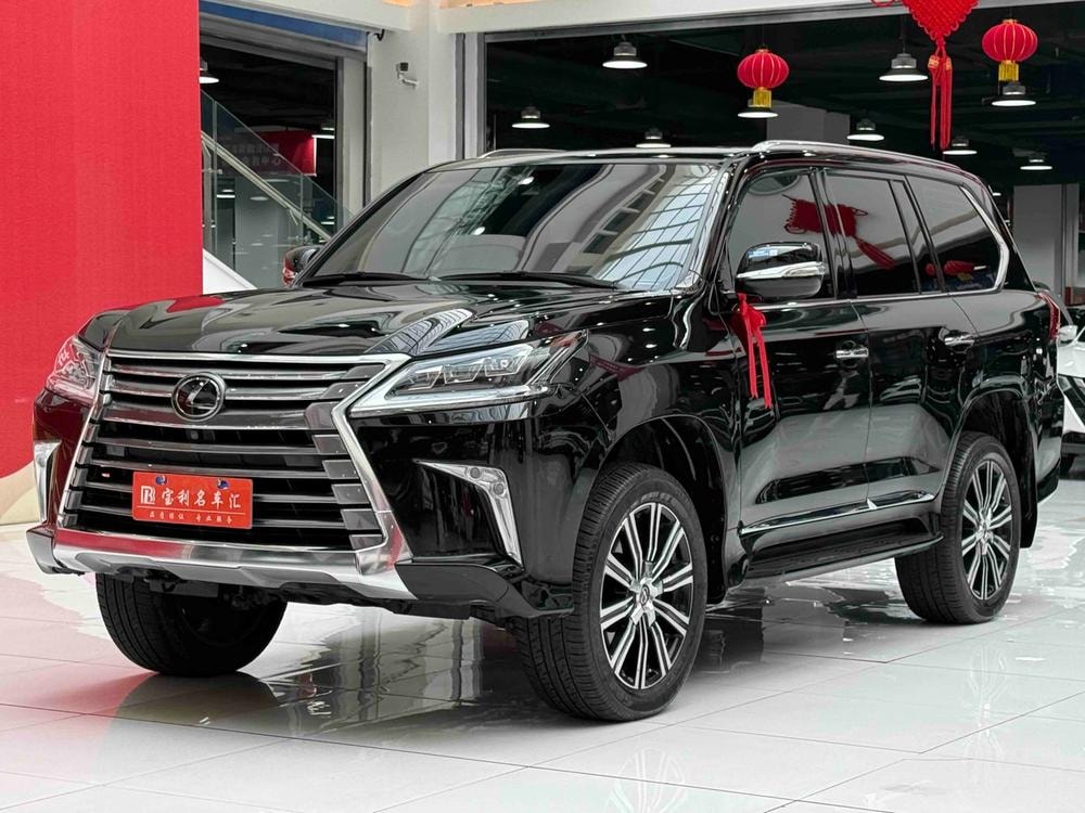 Lexus LX 2019 — фото автомобиля 1