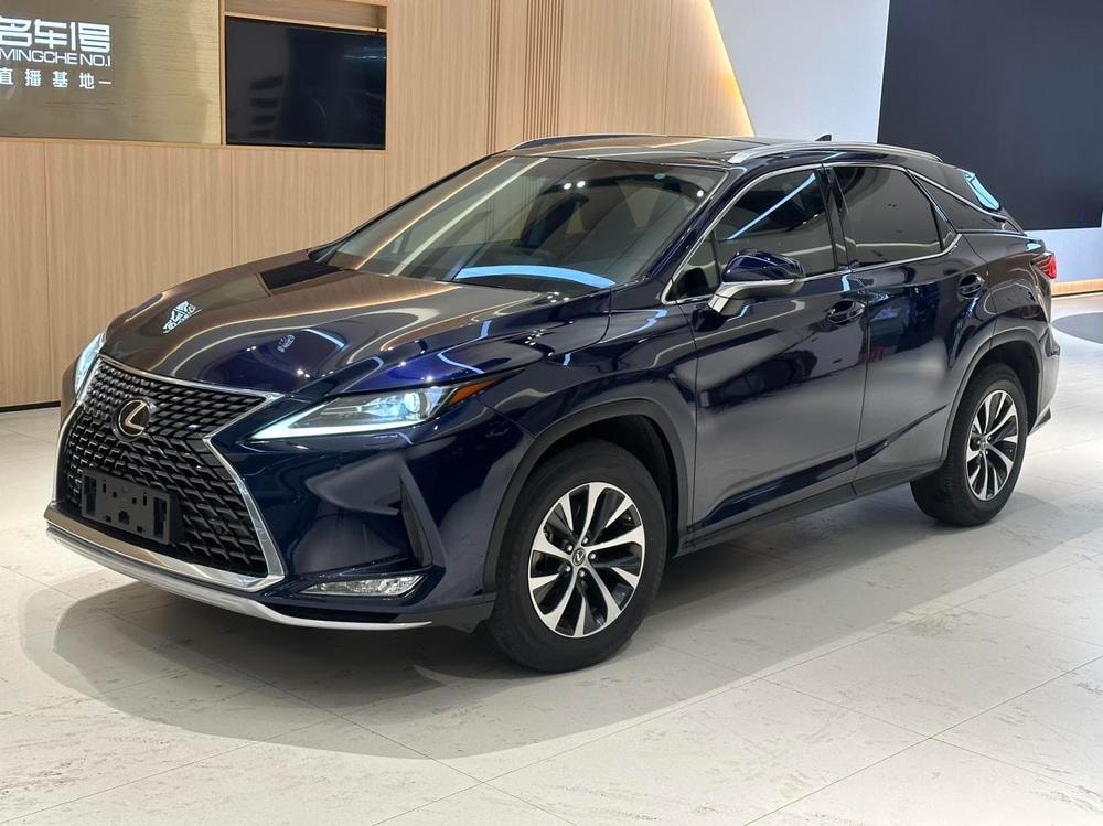 Lexus RX 2020 — фото автомобиля 1