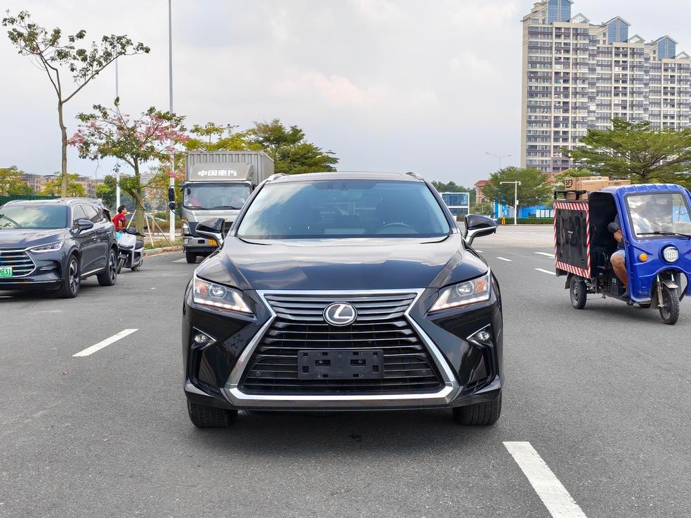 Lexus RX 2016 — фото автомобиля 1