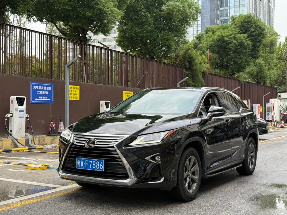 Lexus RX 2016 — фото автомобиля 1