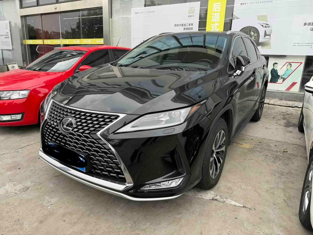 Lexus RX 2020 — фото автомобиля 1